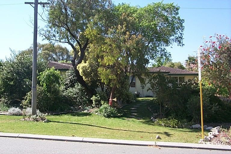 2 Newbery Rd, Wembley Downs, WA 6019