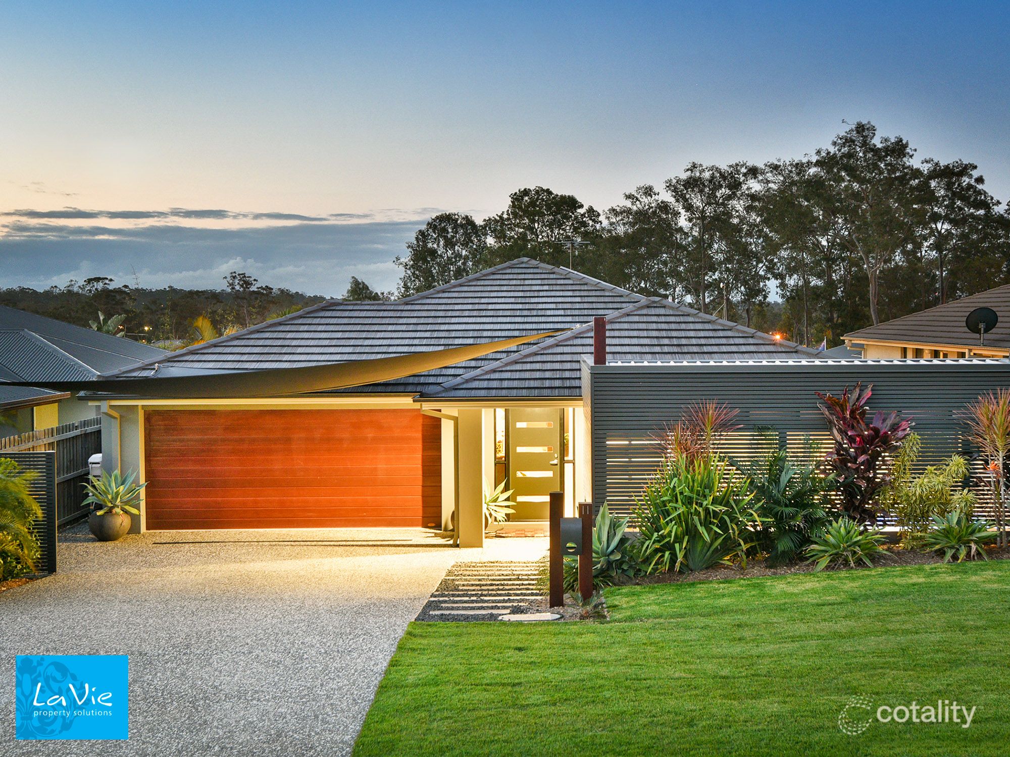 11 Trinity Cres, Augustine Heights, QLD 4300