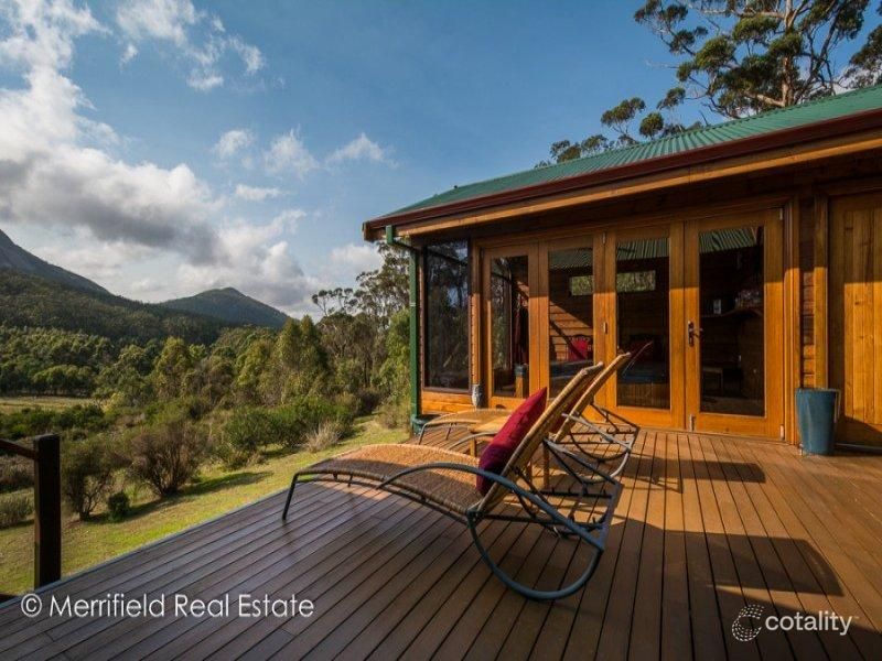 355 Woodlands Rd, Porongurup, WA 6324