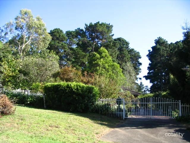 2 De Quency Rd, Bullaburra, NSW 2784