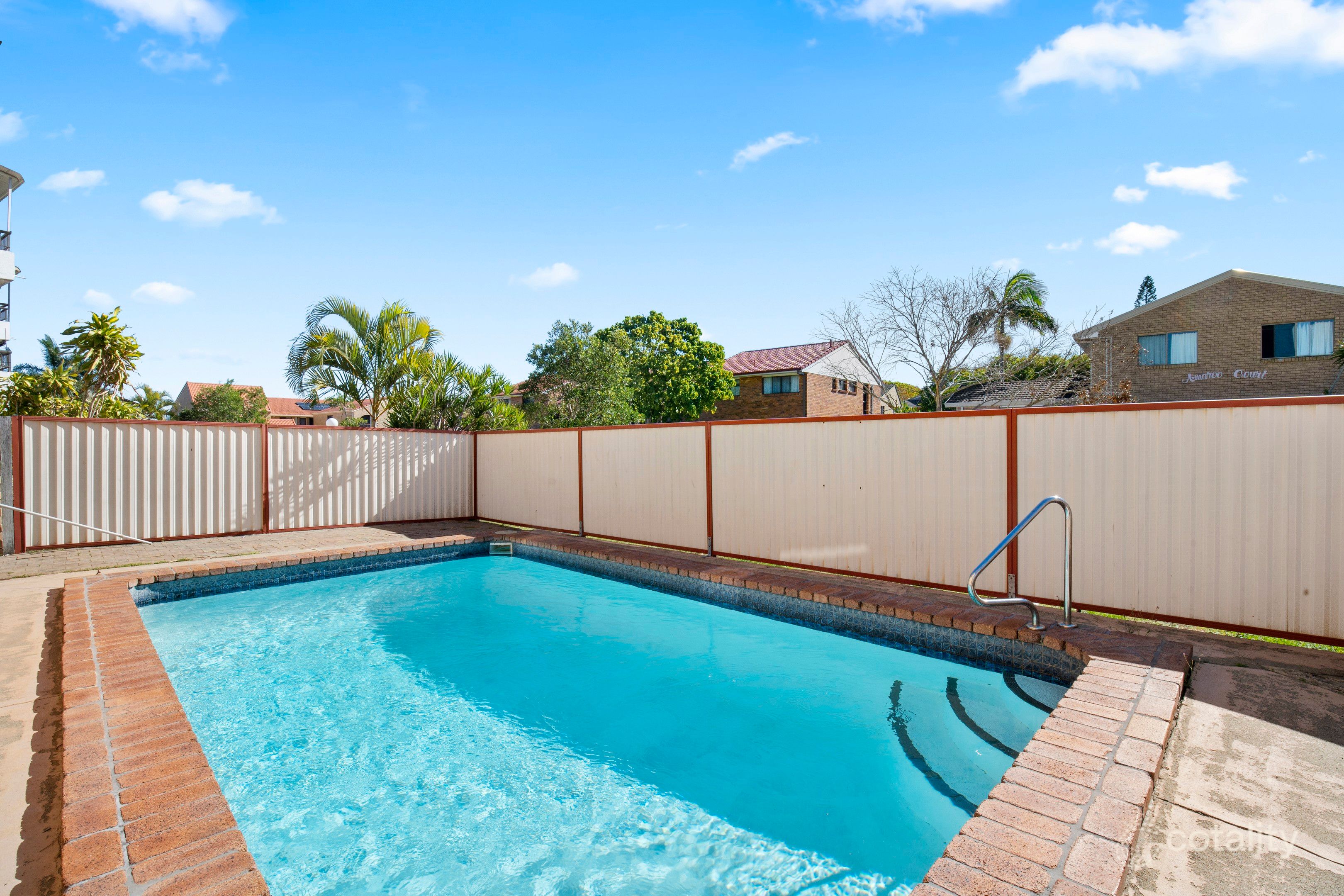 6/3 Angie Ct, Mermaid Waters, QLD 4218