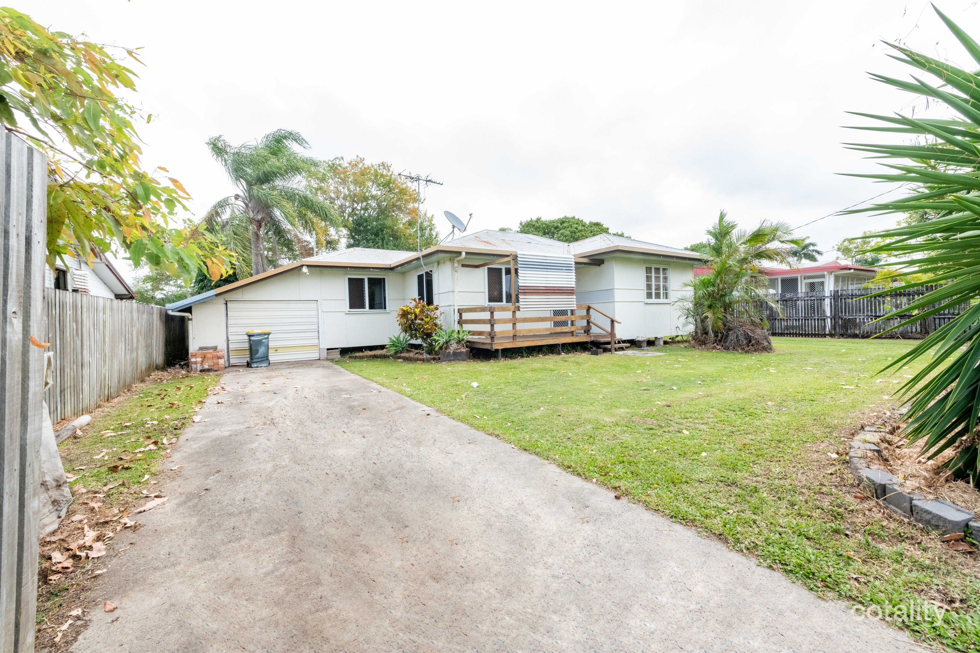 15 Stockbridge St, West Mackay, QLD 4740