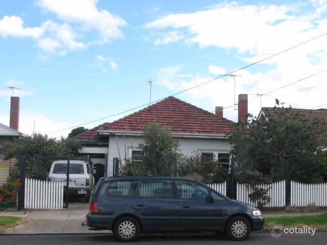 13 Blackshaws Rd, Newport, VIC 3015