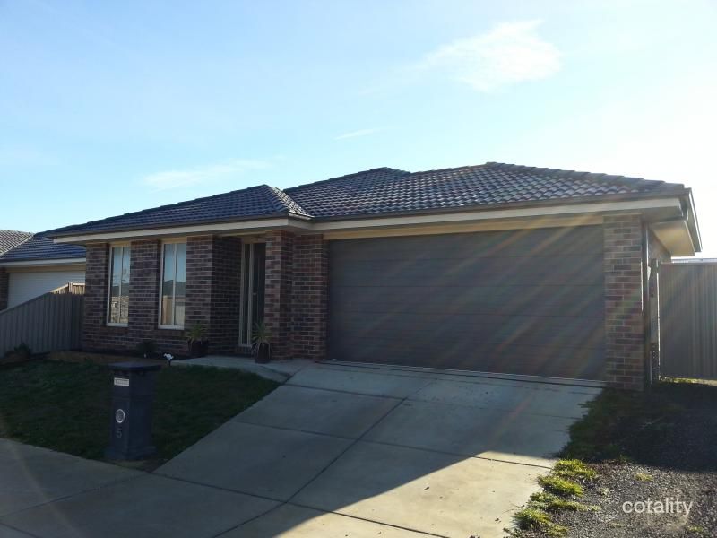 5 Carbine Dr, Alfredton, VIC 3350