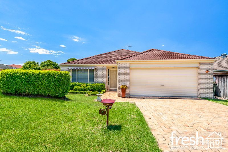 5 Holbrook Ct, Stanhope Gardens, NSW 2768