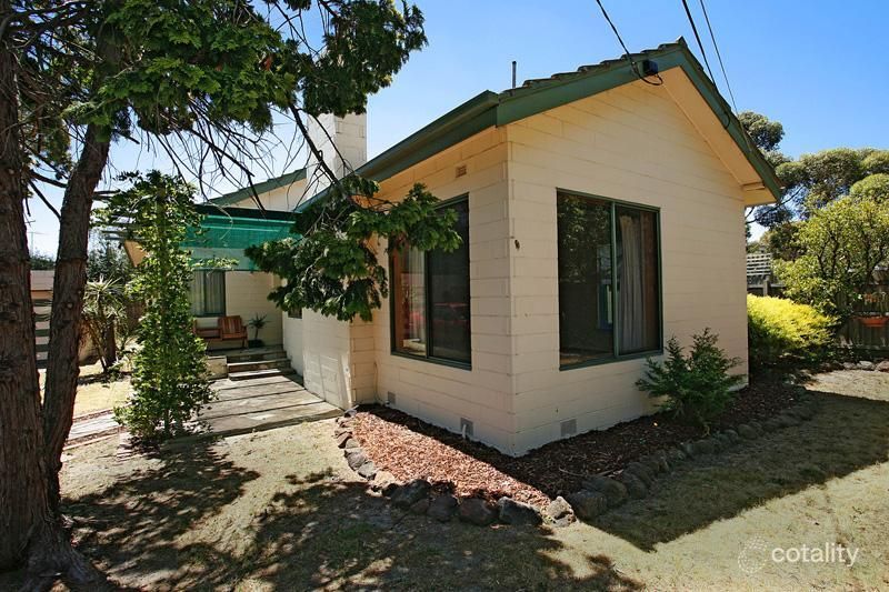 3 Hythe Cl, Moorabbin, VIC 3189
