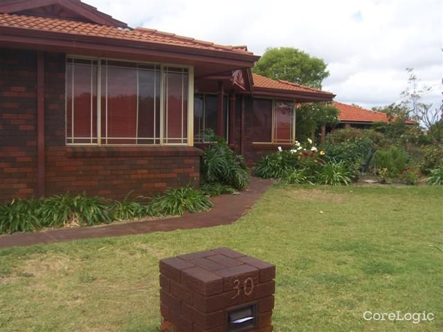 30 Willow Rd, Warwick, WA 6024