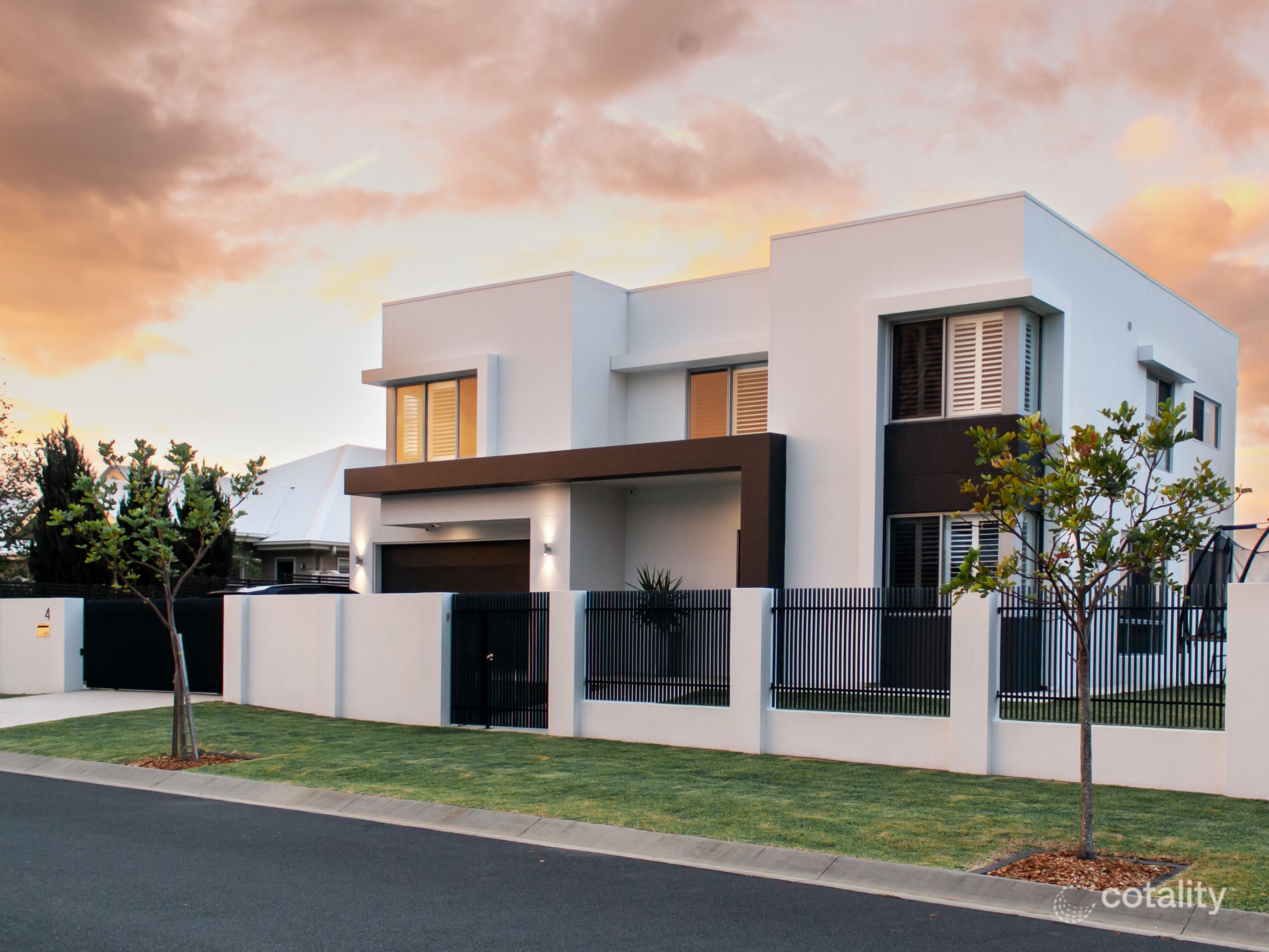 4 Pipeline Ave, Peregian Beach, QLD 4573