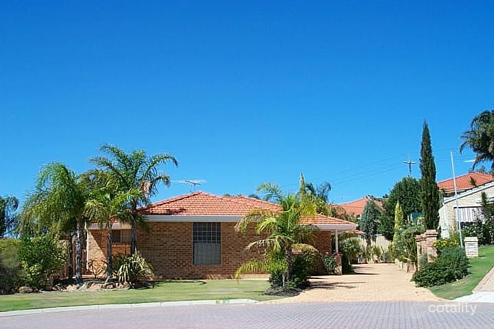 9b Duffield Gr, Carine, WA 6020