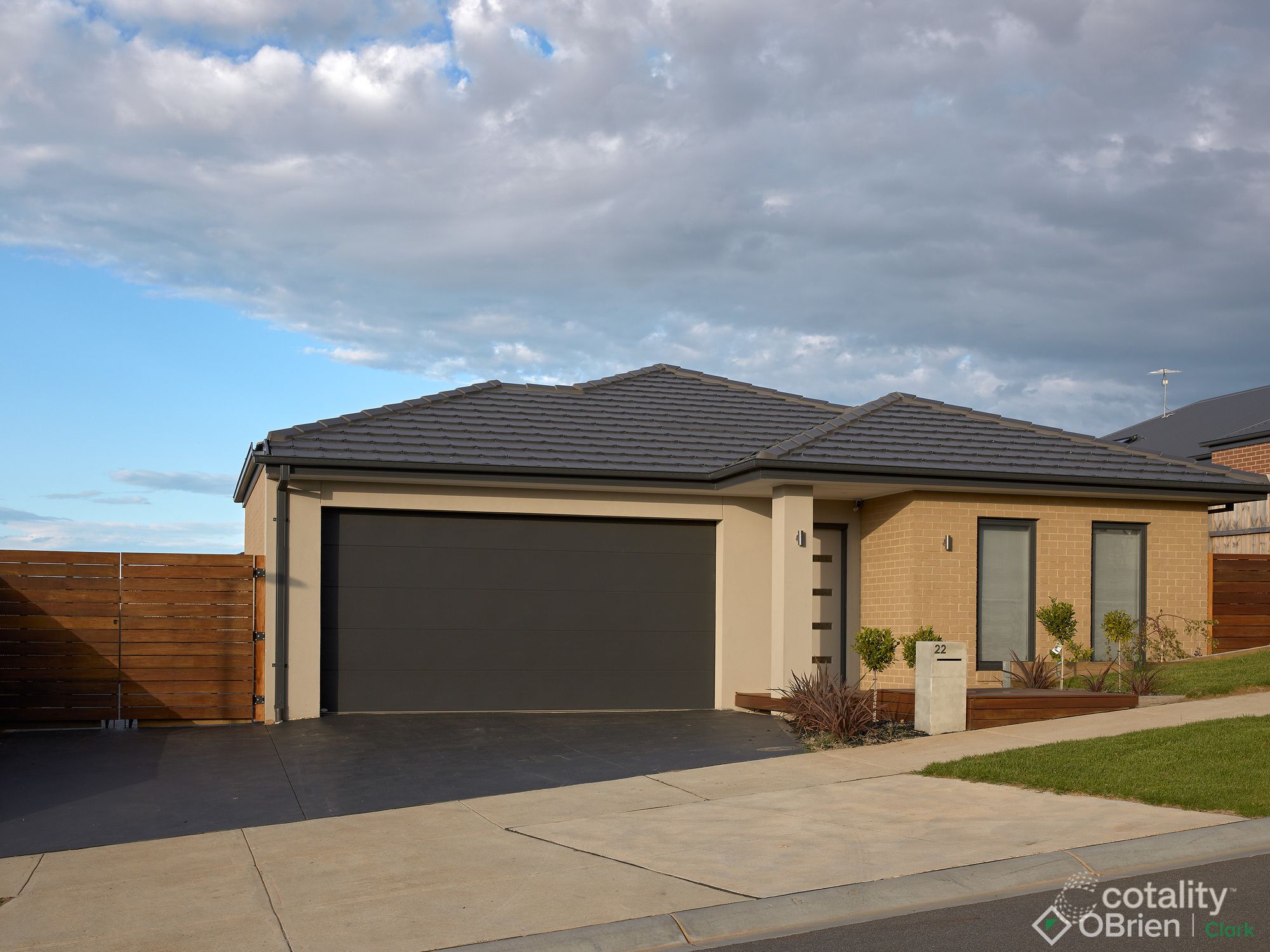 22 Wakeful Cres, Drouin, VIC 3818