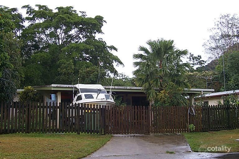 5 Valmadre St, Caravonica, QLD 4878