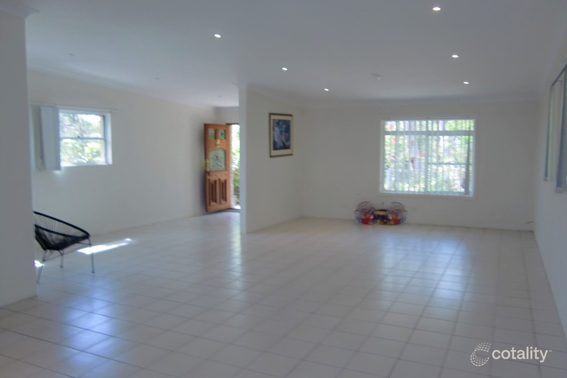 Oxford Falls Rd, Oxford Falls, NSW 2100