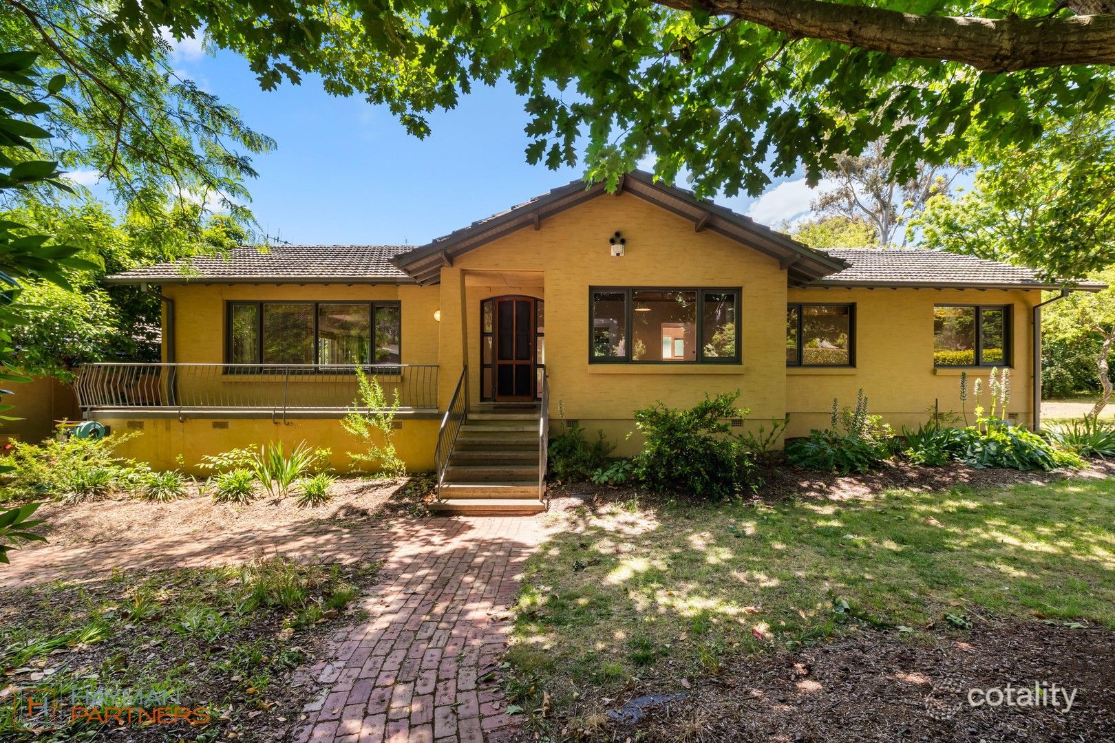 3 Morgan Cres, Curtin, ACT 2605
