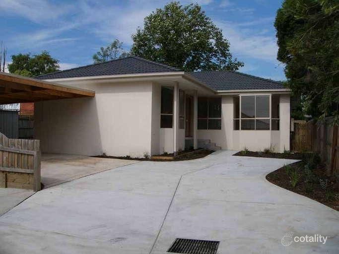 2/64 Mcmahons Rd, Ferntree Gully, VIC 3156