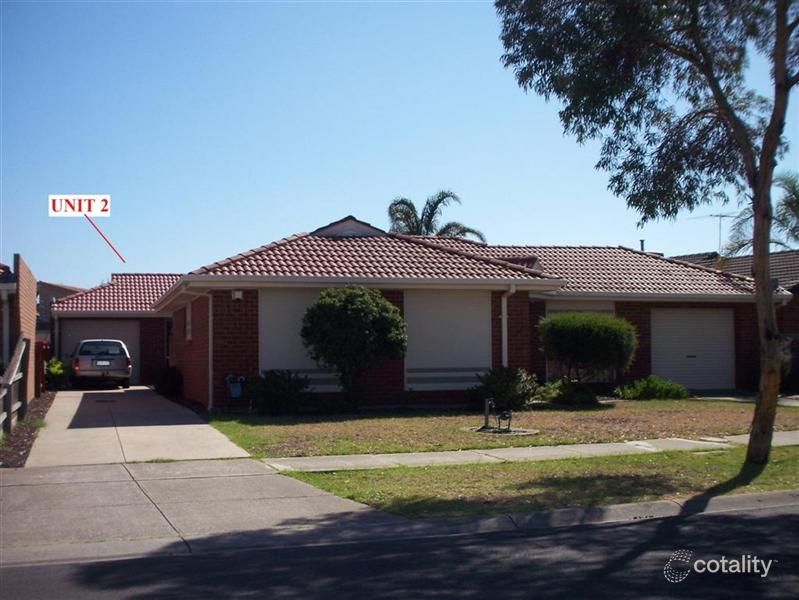 2/77 Somerset Dr, Sunshine North, VIC 3020