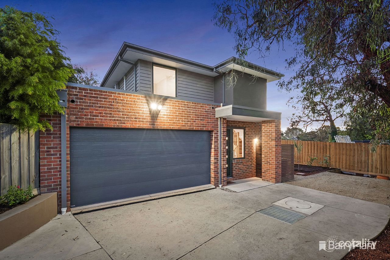 15a Mt Dandenong Rd, Croydon, VIC 3136