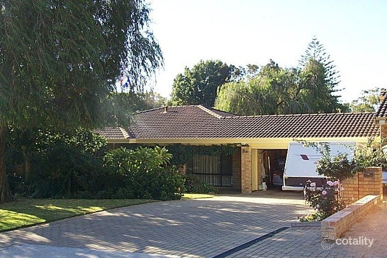 8c Ness Rd, Applecross, WA 6153