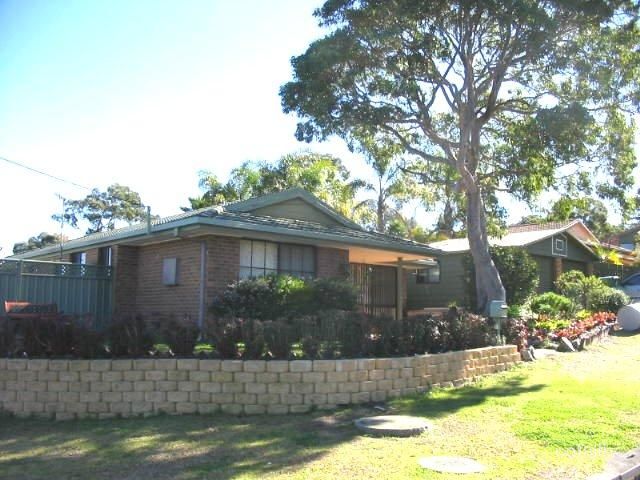 1 Kaystone Cl, Bateau Bay, NSW 2261