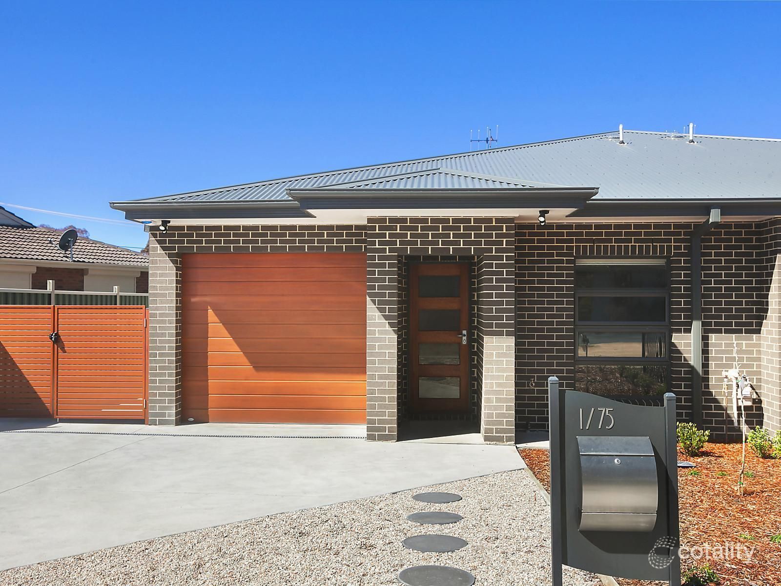 1/75 Boddington Cres, Kambah, ACT 2902