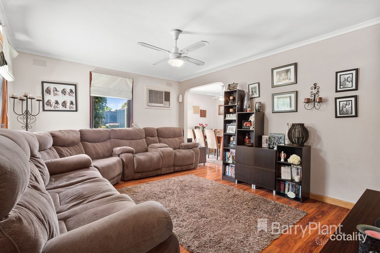 6 Windermere Dr, Ferntree Gully, VIC 3156