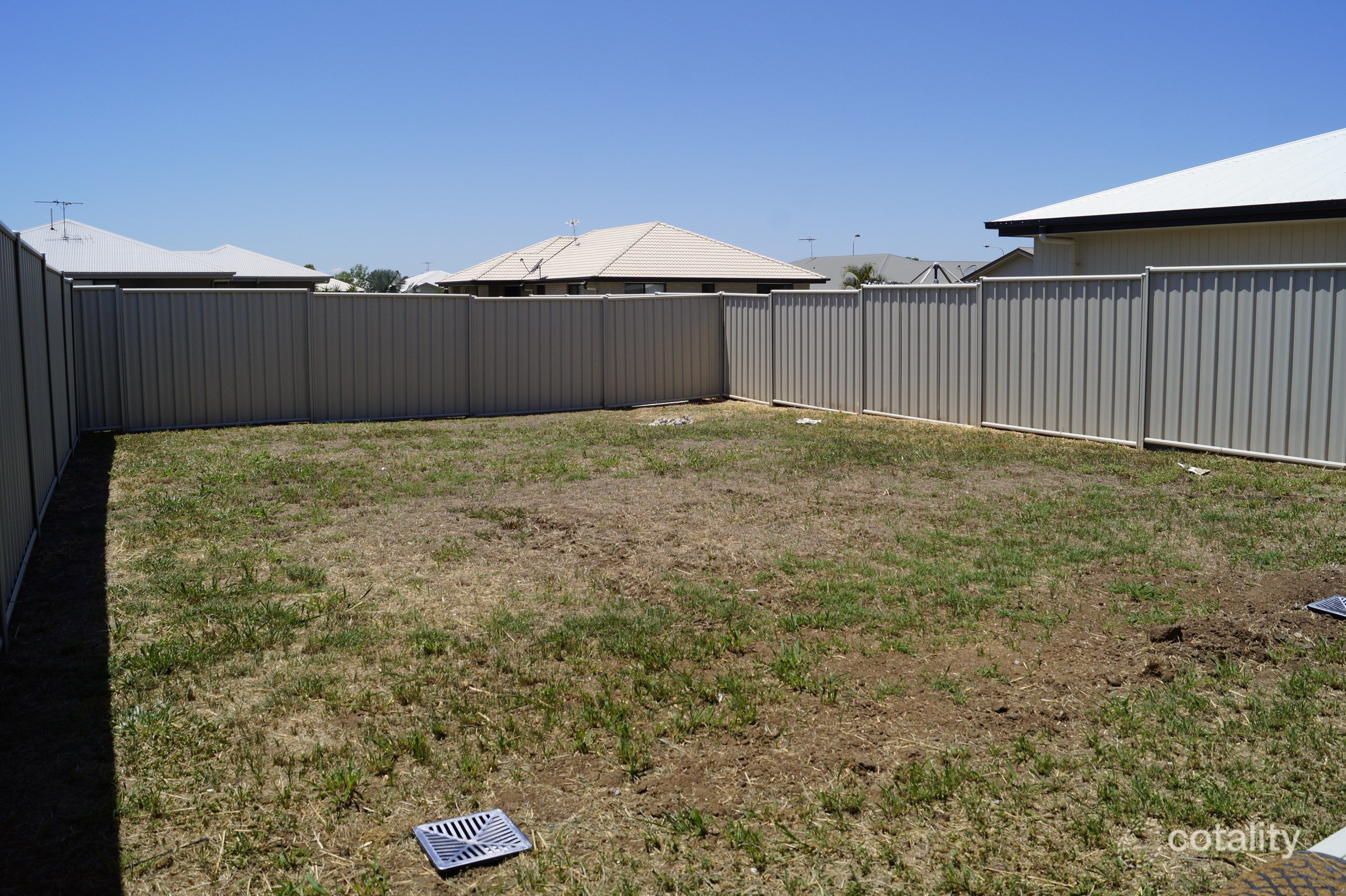 2/6 Newman Dr, Emerald, QLD 4720