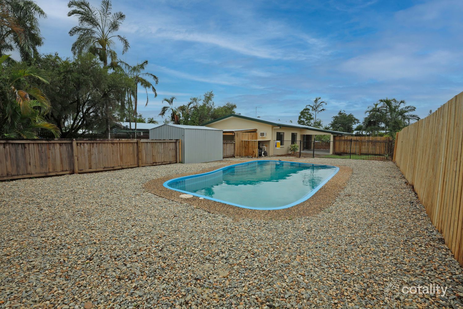 5 Vianen Cl, Bentley Park, QLD 4869