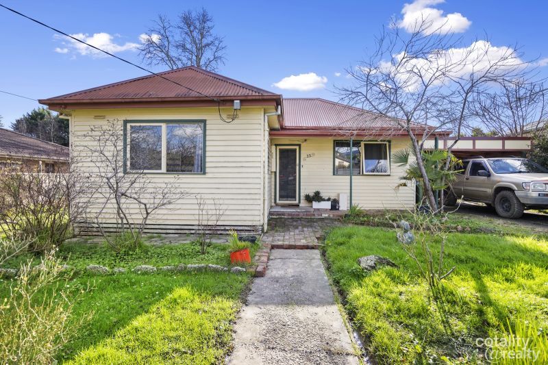 25 Thomas Rd, Healesville, VIC 3777