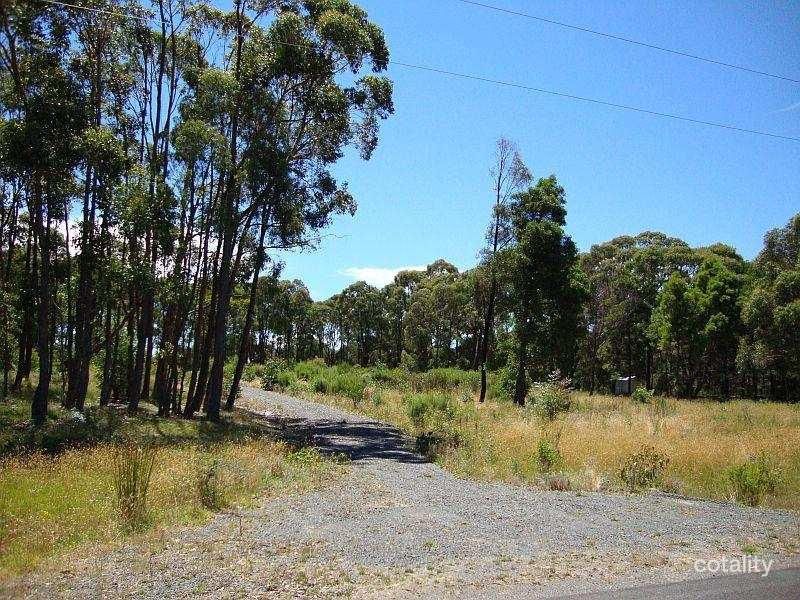 129 Grevillea Dr, Enfield, VIC 3352