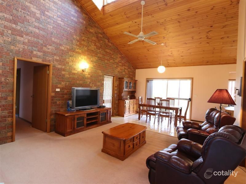 231 Retreat Rd, Wattle Ponds, NSW 2330