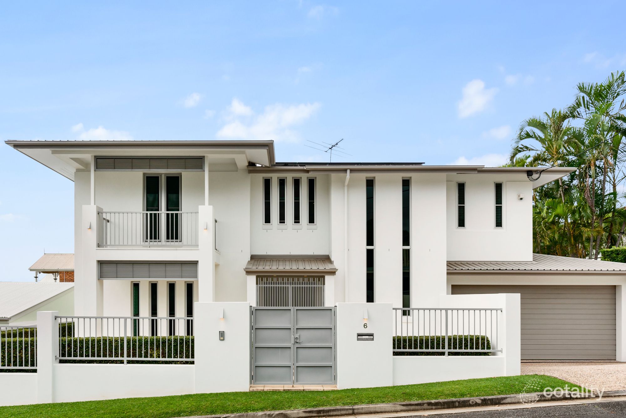 6 Sefton Ave, Clayfield, QLD 4011