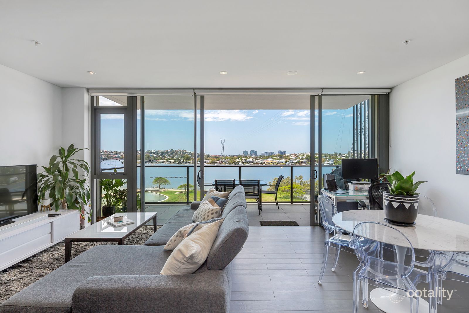 2077/48 Skyring Tce, Newstead, QLD 4006