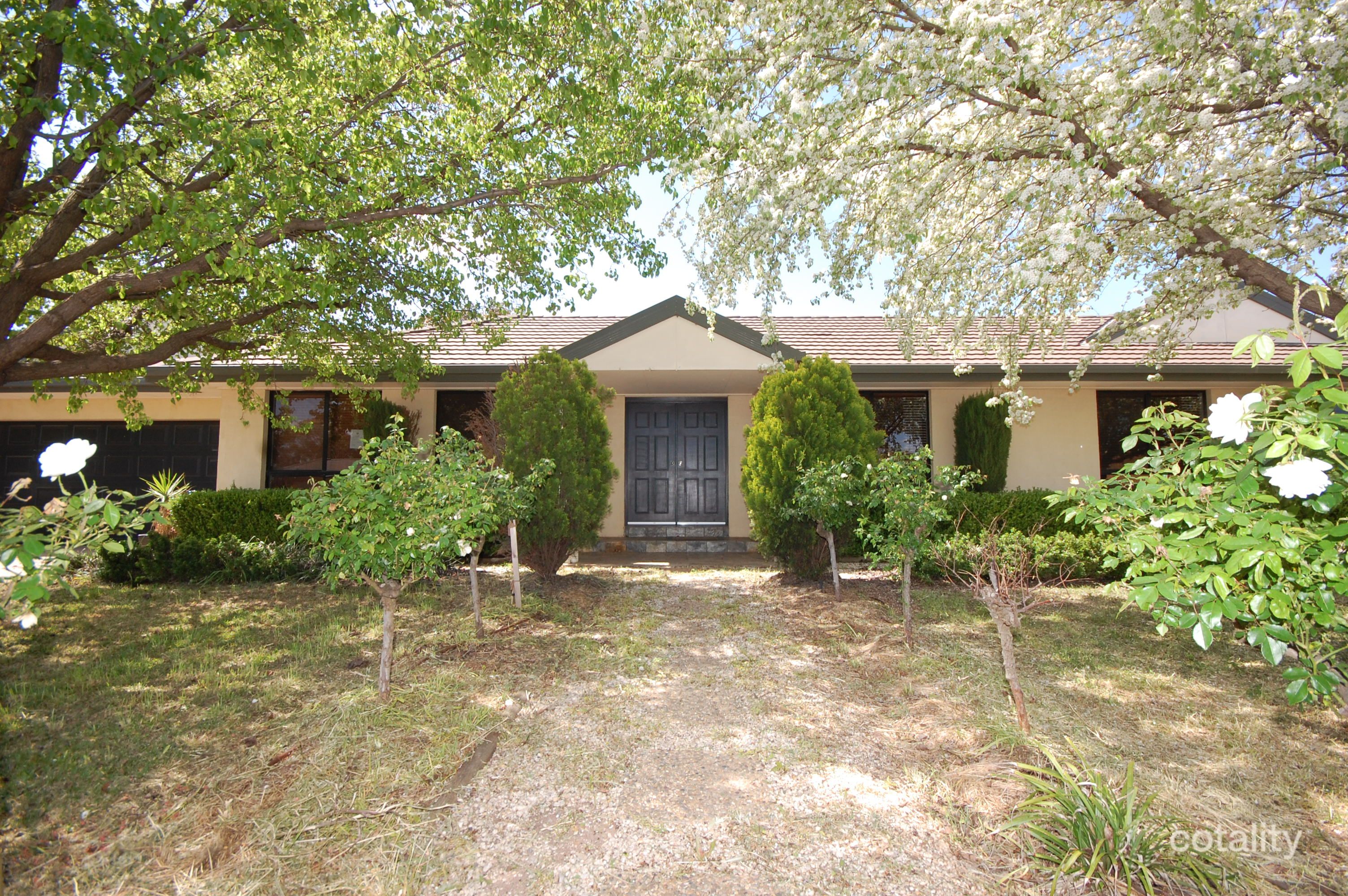 2 Katrina Pl, Yoogali, NSW 2680