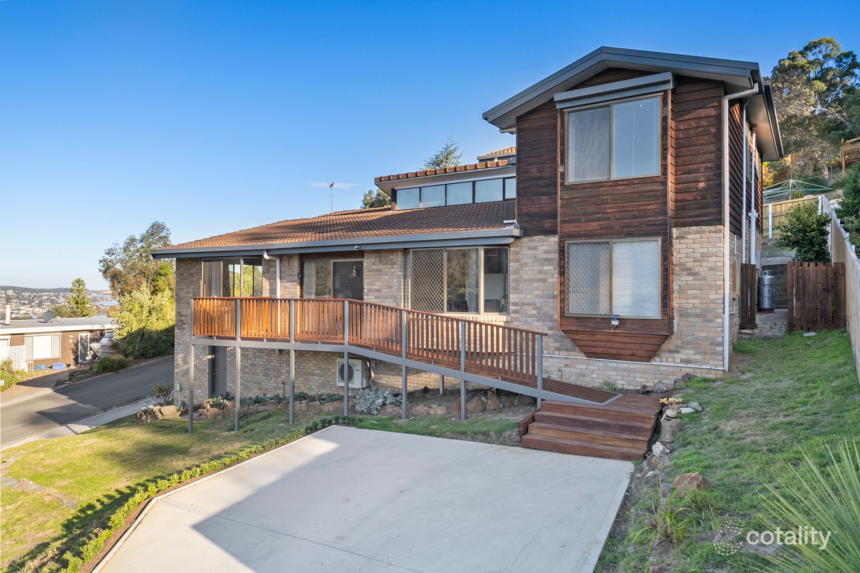 7 Warren Ct, Howrah, TAS 7018