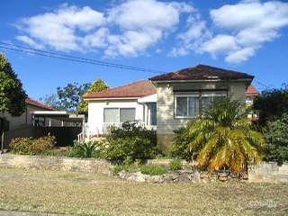 13 Thurbon Ave, Peakhurst, NSW 2210