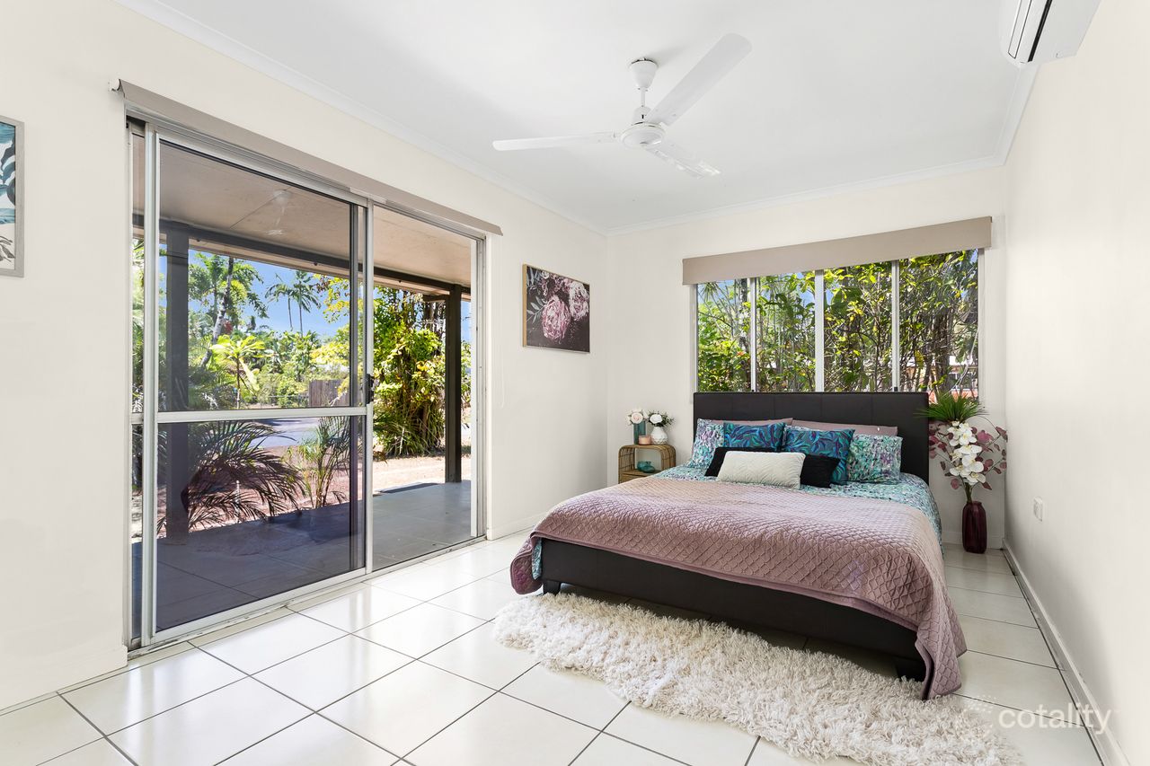 28-32 Napier Cl, Trinity Park, QLD 4879