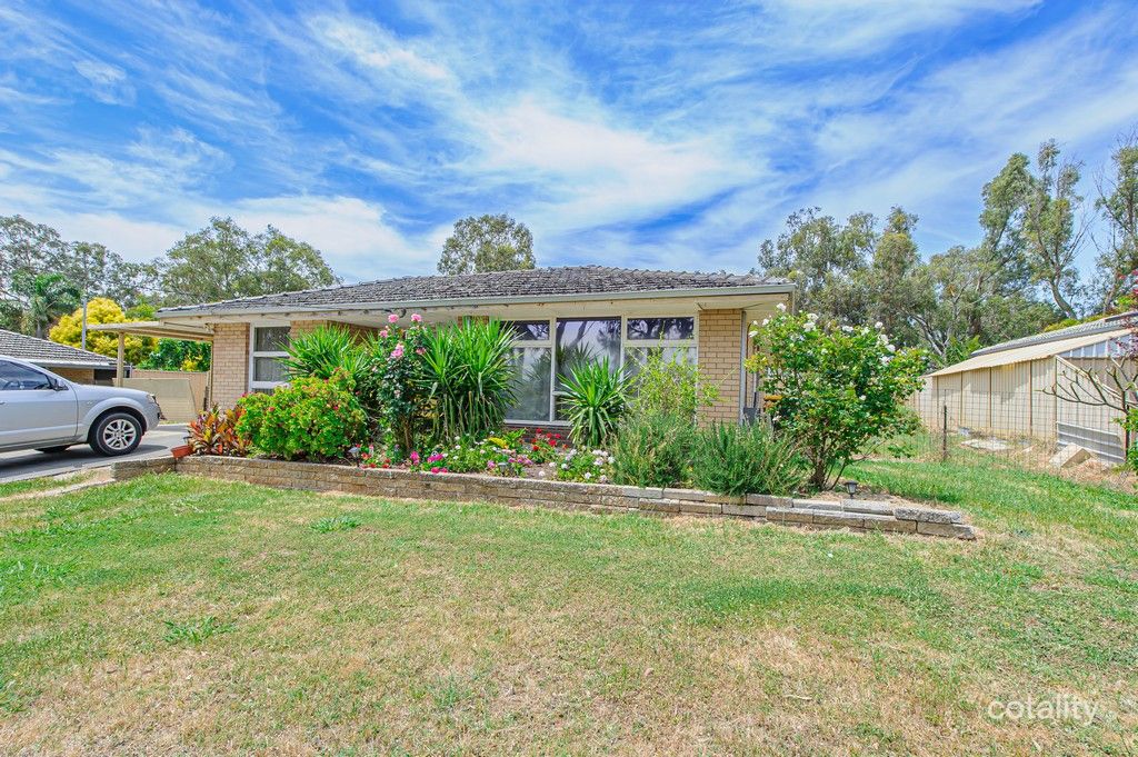 31 Wynne St, Hazelmere, WA 6055