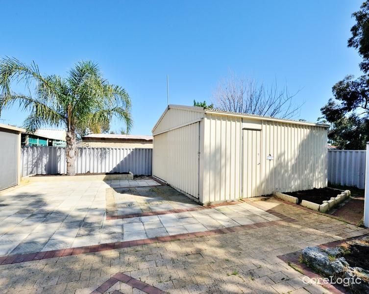27 Mockeridge Cct, Middle Swan, WA 6056