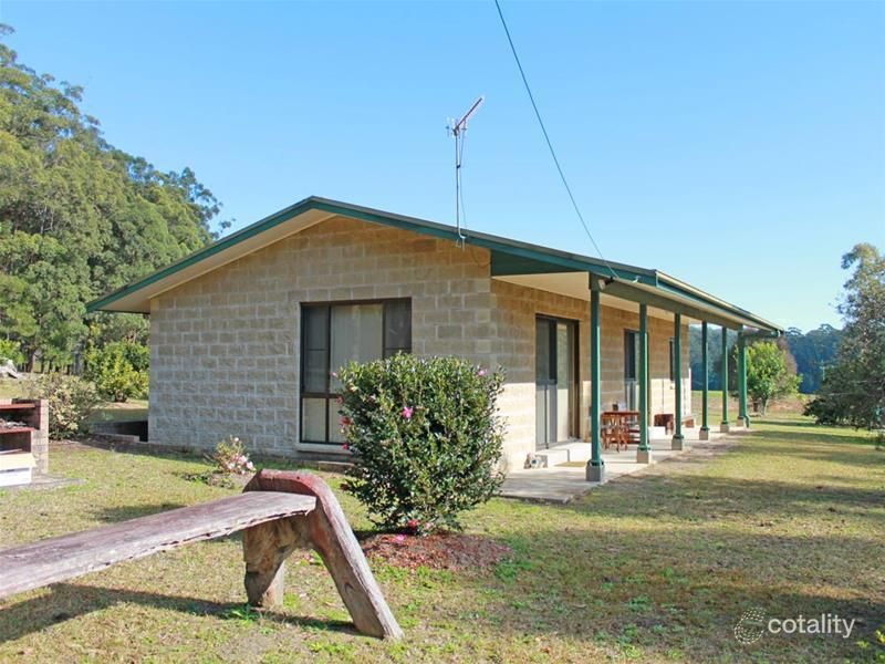 450 Blackbutt Rd, Herons Creek, NSW 2439