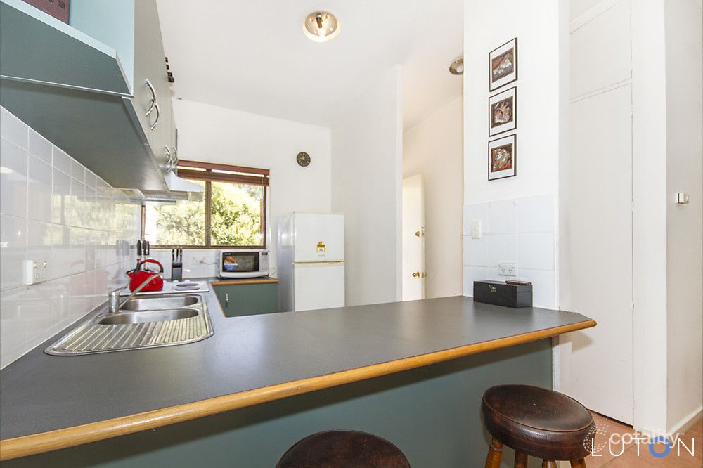 2/7 Clode Pl, Macgregor, ACT 2615