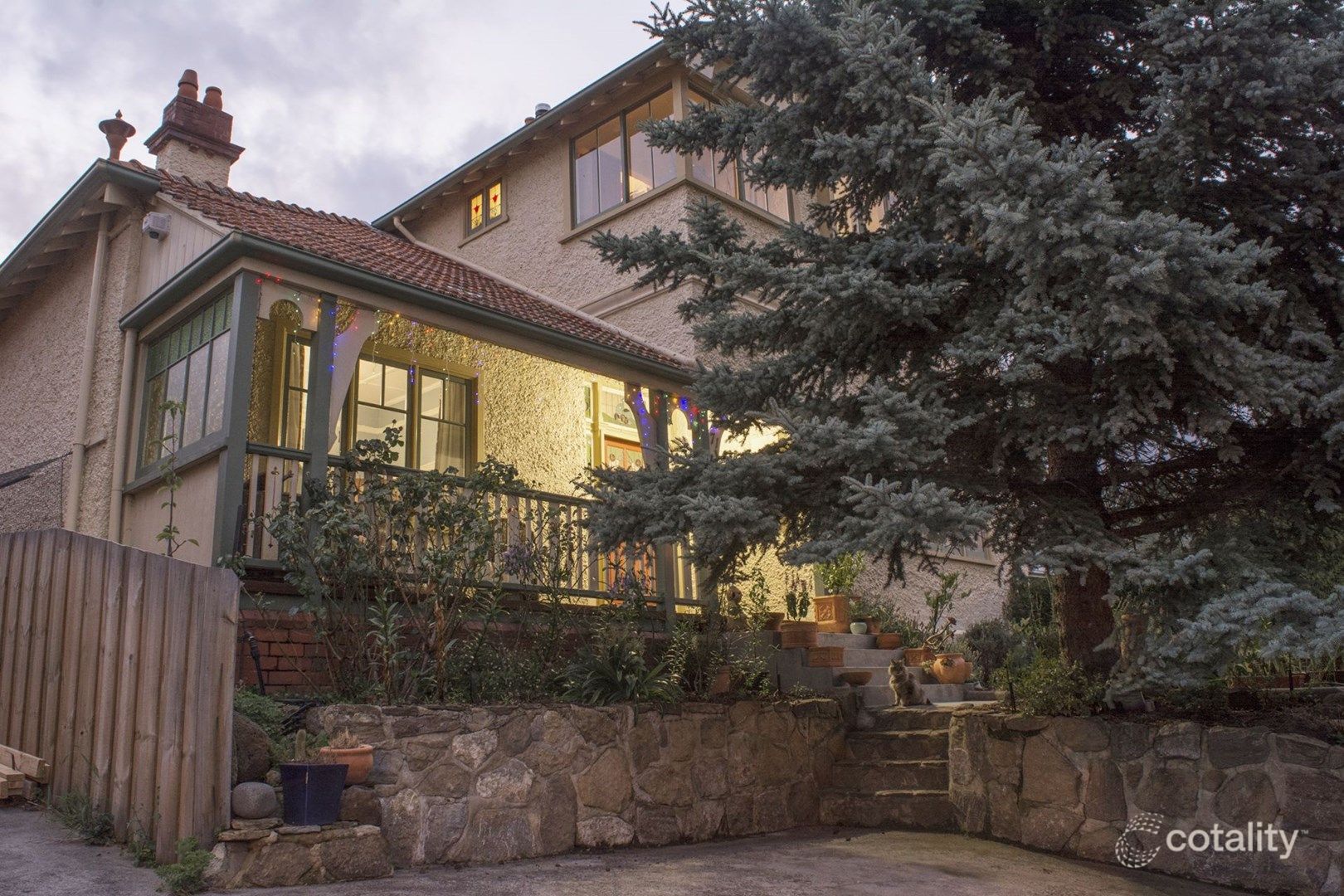 71 Lansdowne Cres, West Hobart, TAS 7000
