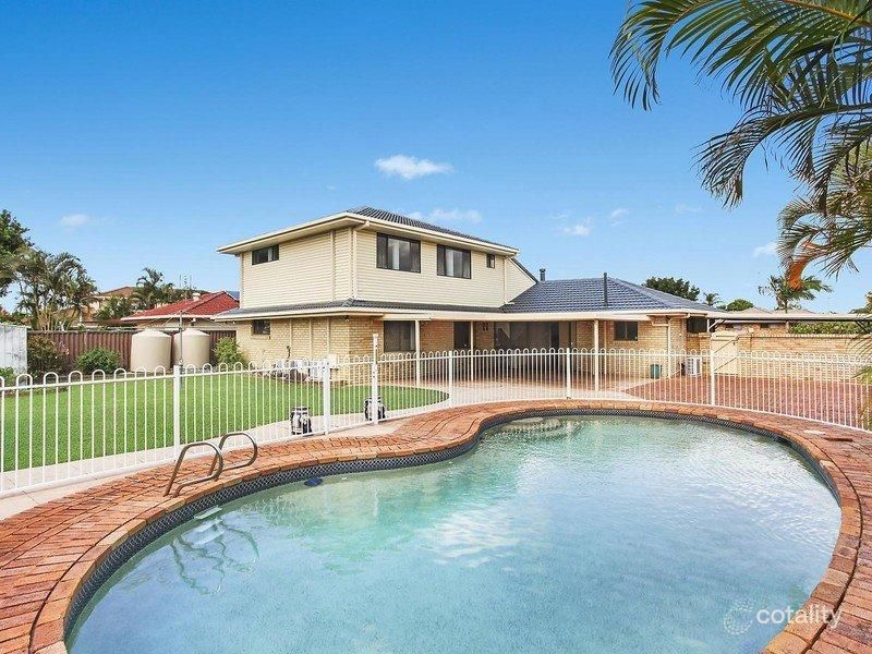 2 Koomooloo Ct, Mermaid Waters, QLD 4218