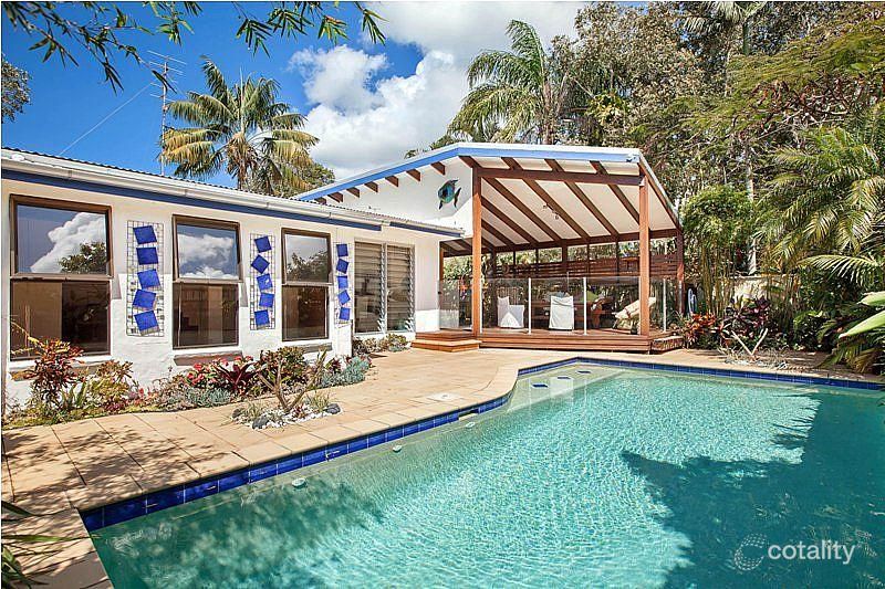 9 Sassifras St, Mudjimba, QLD 4564