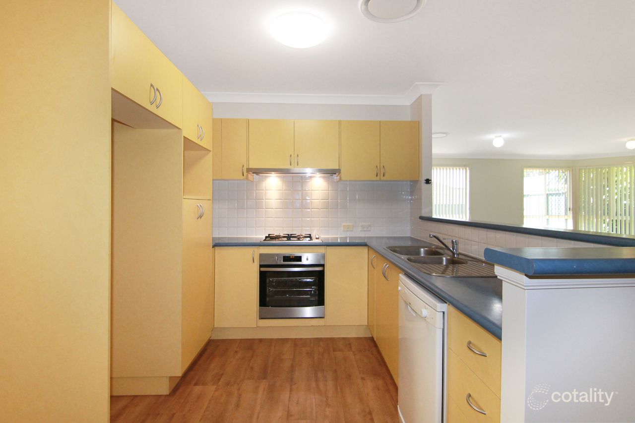 6 Almond Ave, Fletcher, NSW 2287
