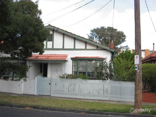 13 Fern Ave, Windsor, VIC 3181