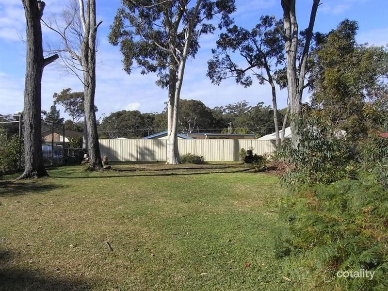 4 High St, Erowal Bay, NSW 2540