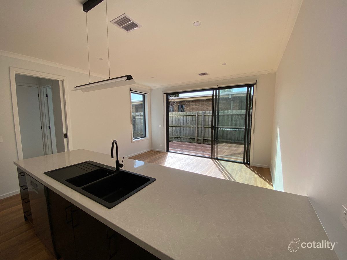 1b Patterson St, Safety Beach, VIC 3936