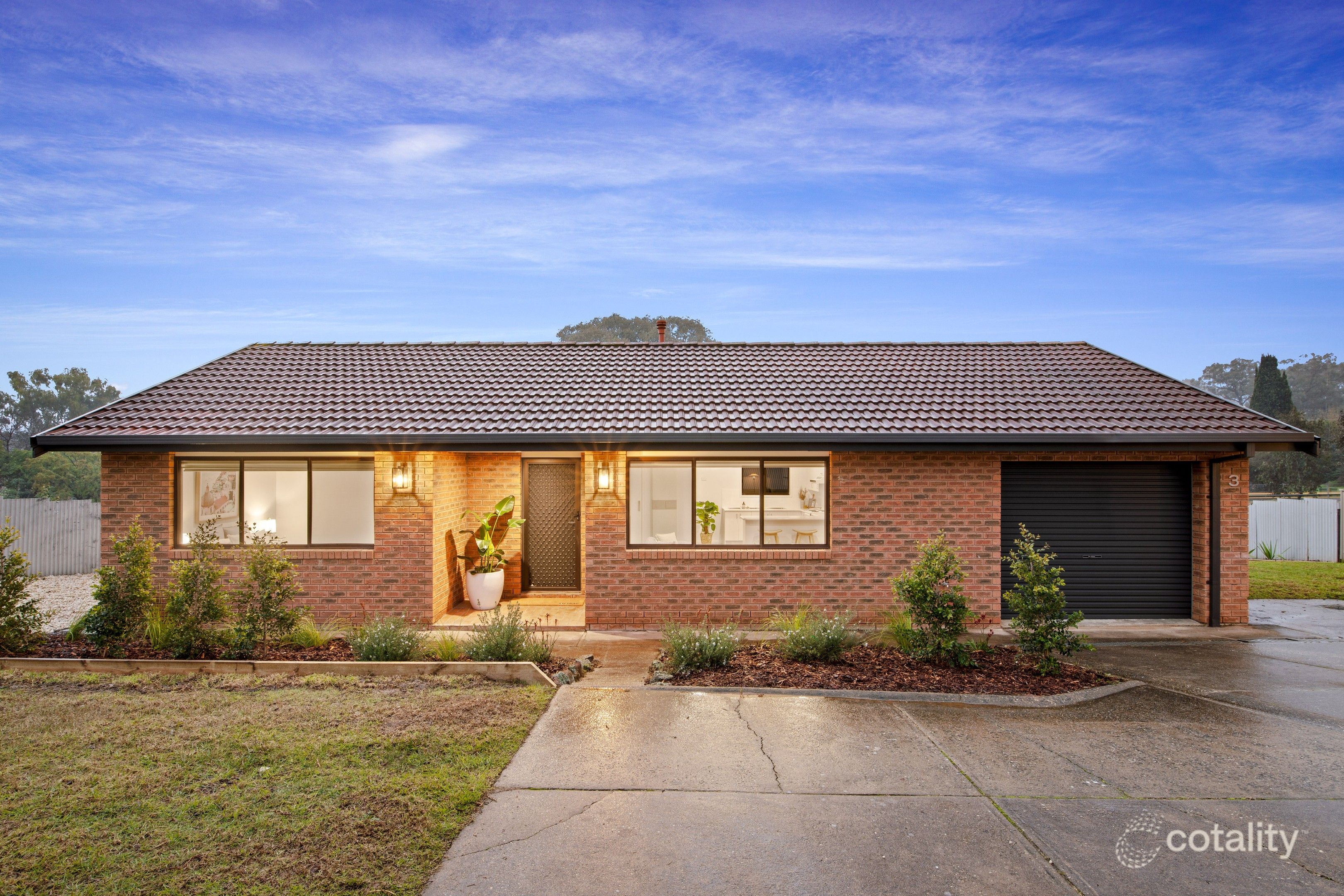 3/585 Hague St, Lavington, NSW 2641