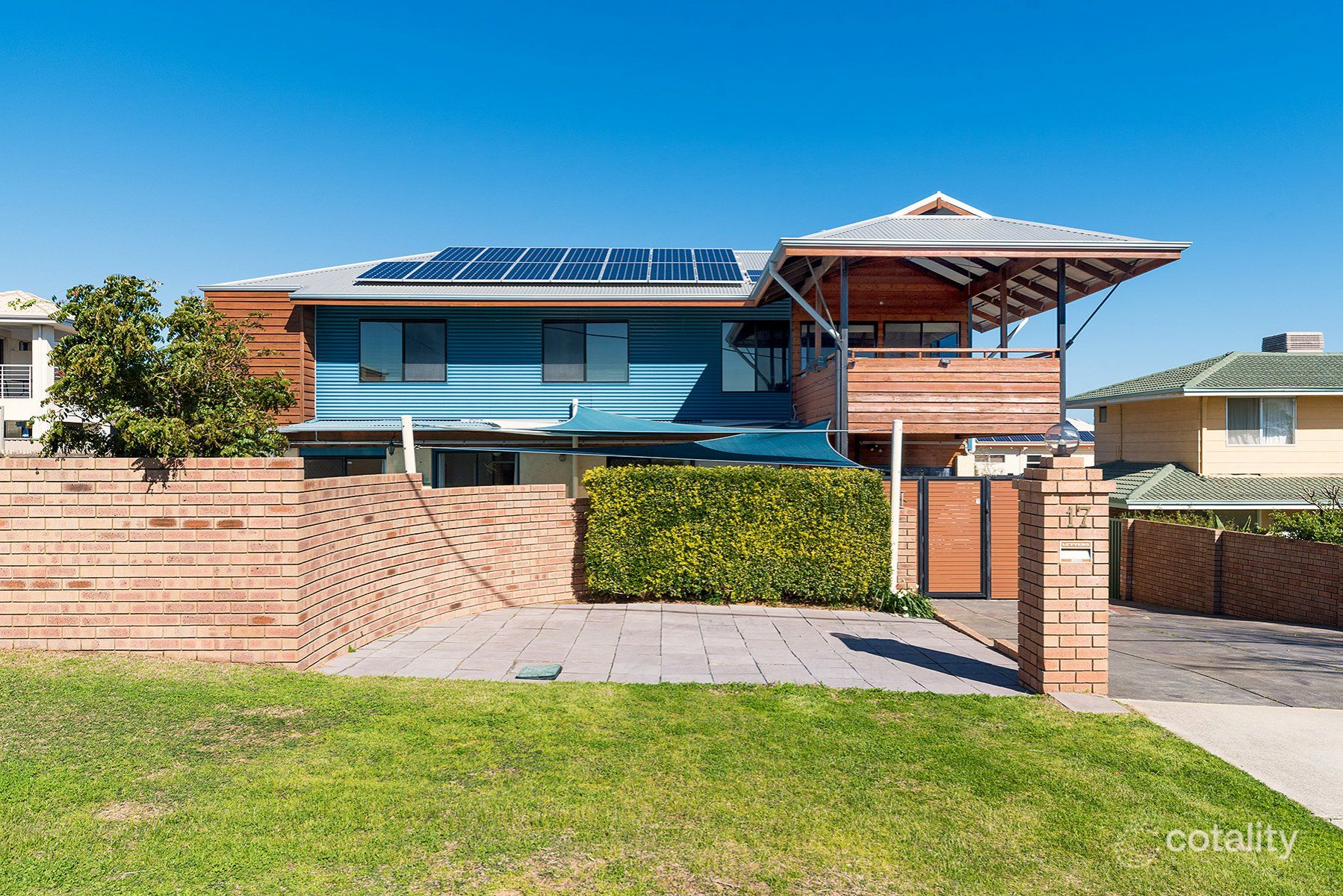 17 Long St, Beaconsfield, WA 6162