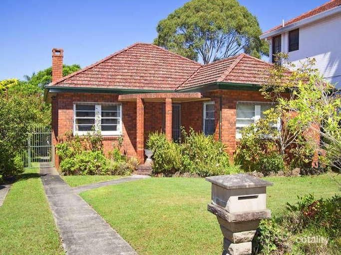 14 Strathlora St, Strathfield, NSW 2135