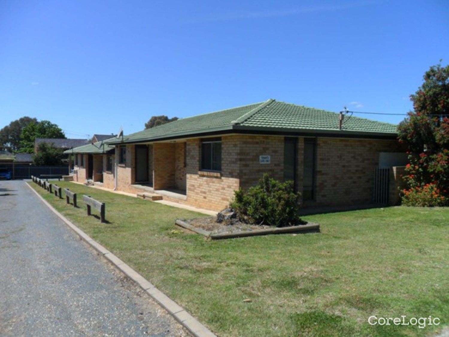 2/15 Edney St, Kooringal, NSW 2650